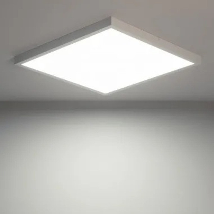 Plafonnier LED Carré 48W - ledpourlespros.fr